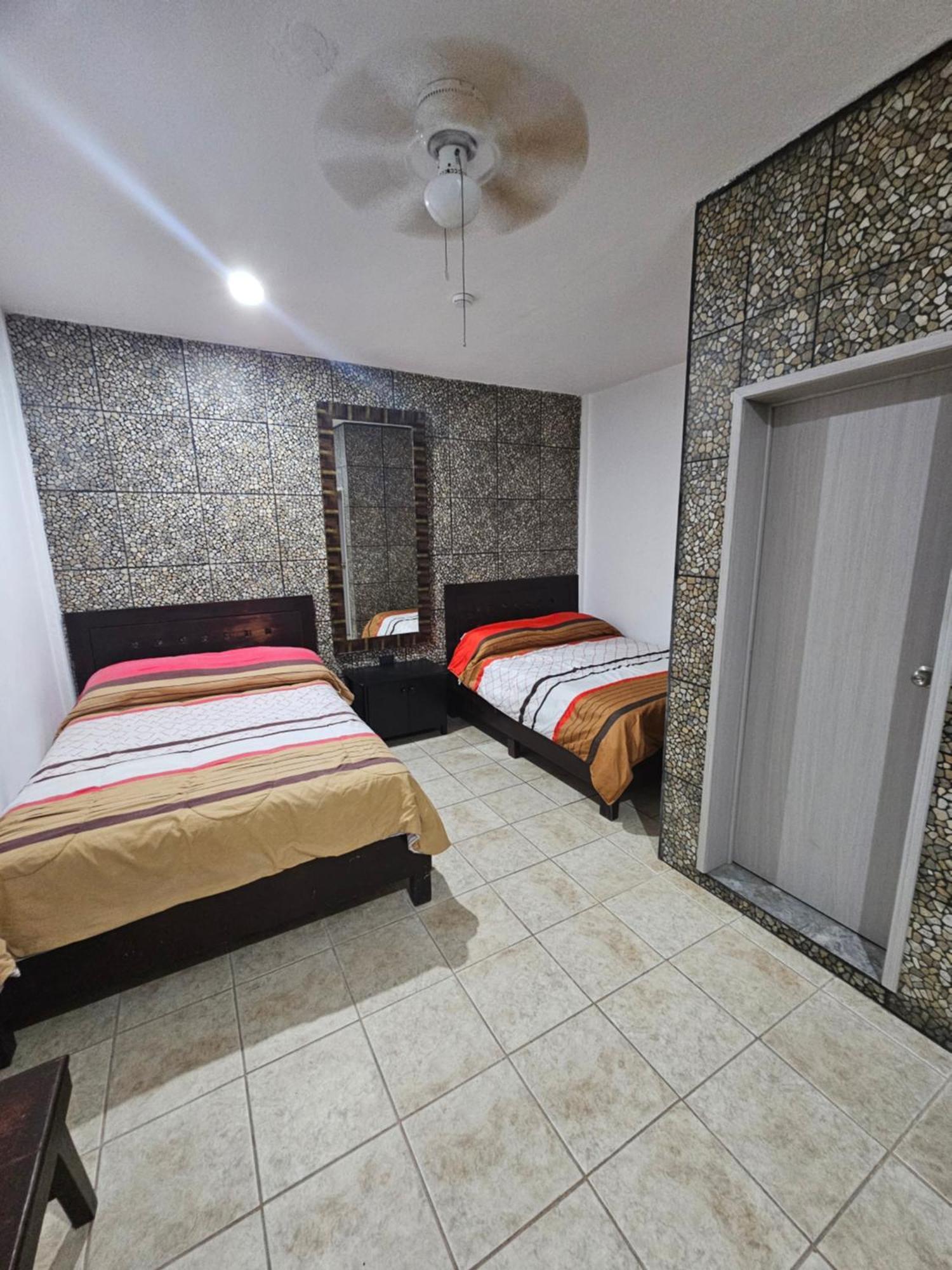 Hotel Posada Marcas Cancun Exterior photo